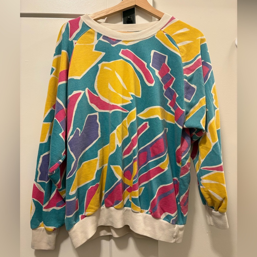 “Vintage” Colorful Sweater